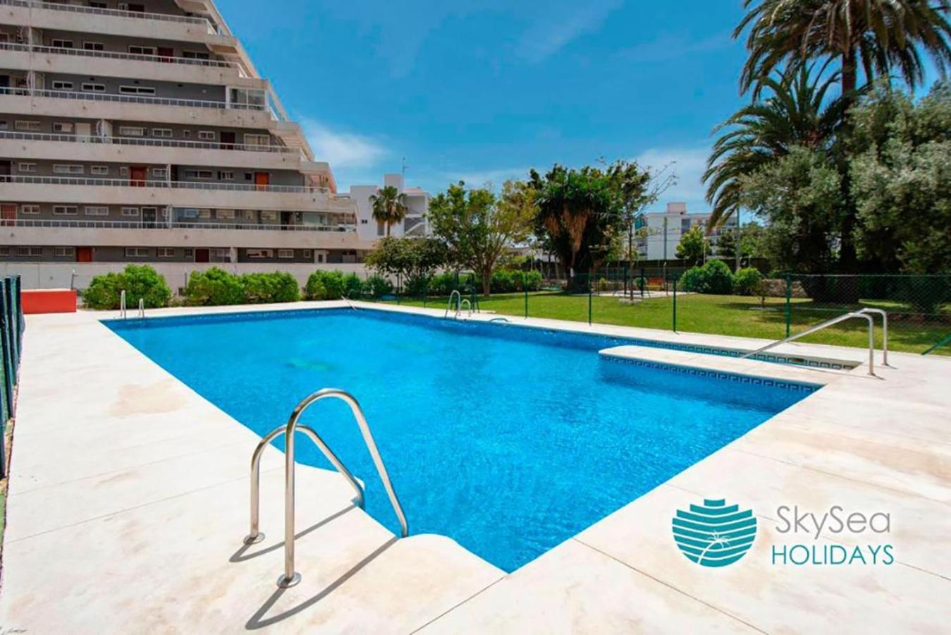 Skysea Holidays Europark * Бенальмадена